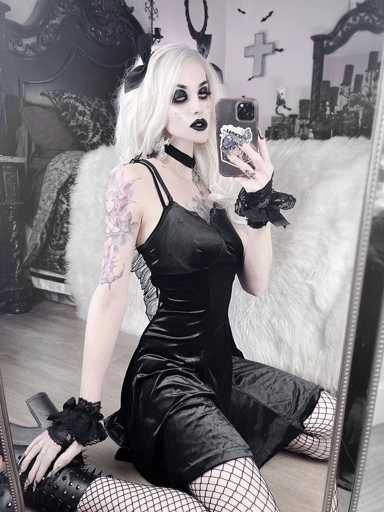 Gothic clothing for women: occult and alt fashion at The Black Angel shop