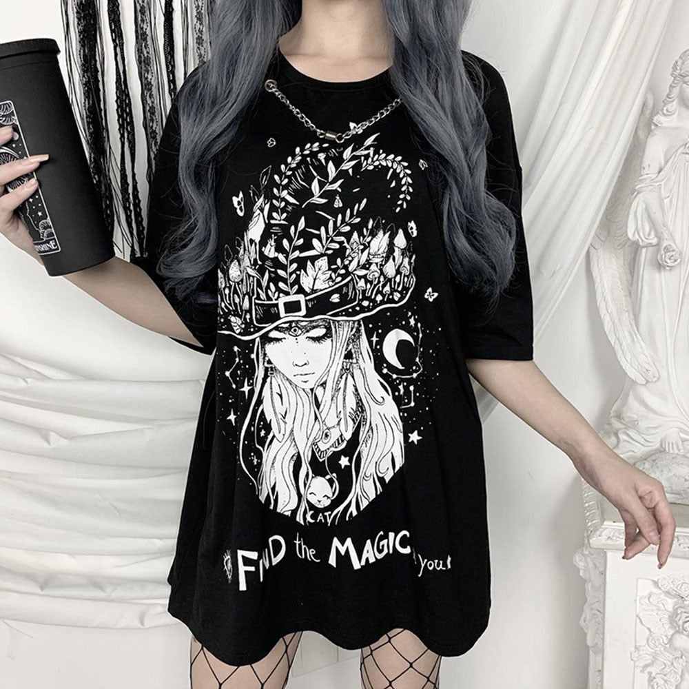 Blooming Wizard Tee