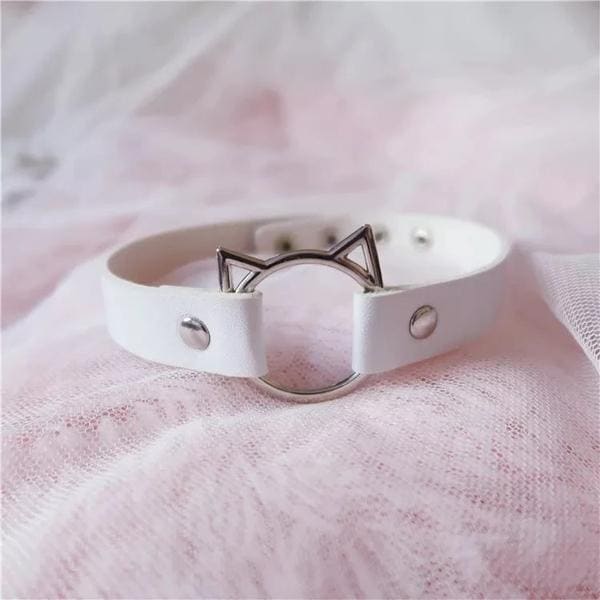 White leather neko cat collar with silver cat ear clasp perfect for cute and stylish everyday wear