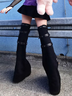 Black leg warmers back worn view