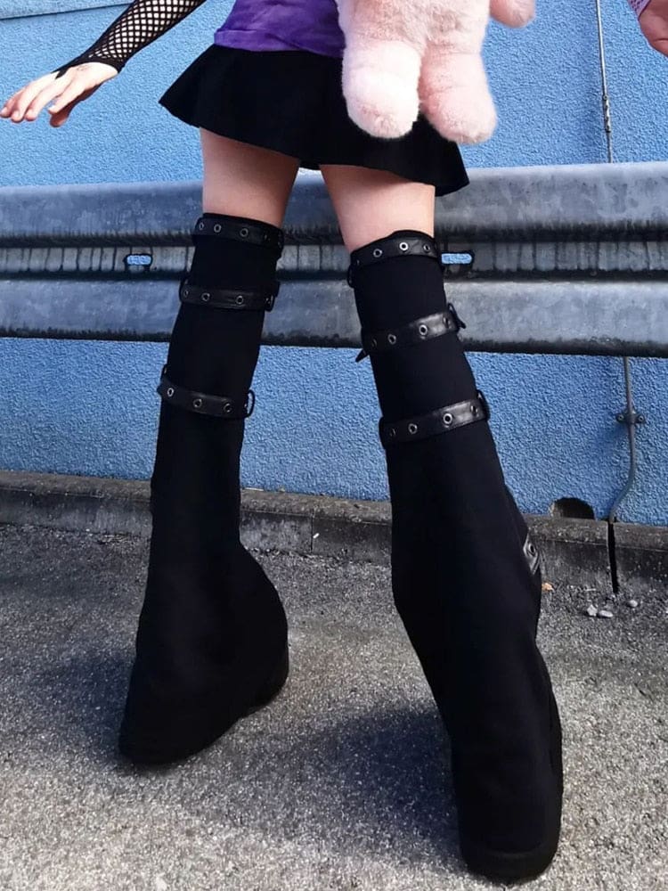 Black leg warmers back worn view