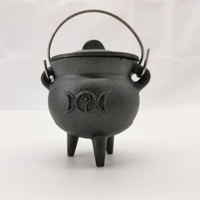 Cast iron cauldron closed front view