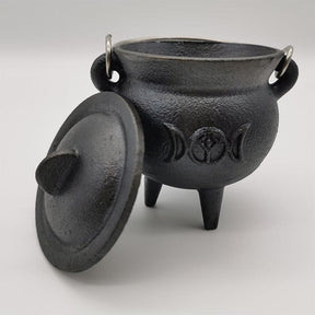 Open triple moon cauldron and separate lid