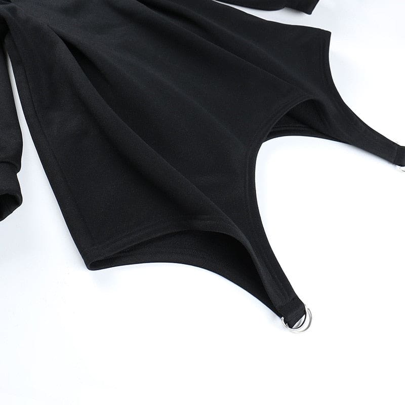 Black pointed hem fold and ring detail