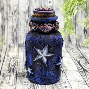 Blue moon bottle star-patterned back