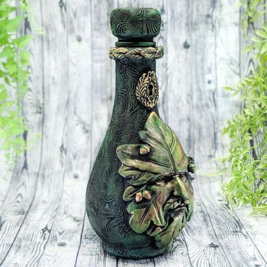 Green leaf bottle front detail