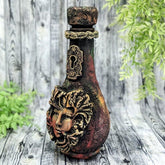 Red woodland bottle front detail